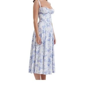 Blue Floral Midi Dress with Sweetheart Neckline
